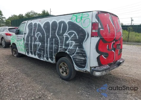 2004 GMC Savana Standard z USA, uszkodzony, nr VIN 1GTHG39U241222903